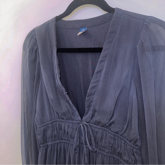 Old Navy Waist Defined Smocked Maxi Chiffon Dress - Picture 4 of 8